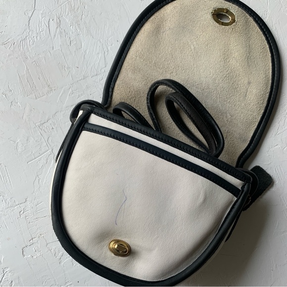 Parchment/Navy Nautical Mini Bag (6825) | Vintage Coach Crossbody Shoulder Purse - Picture 8 of 15